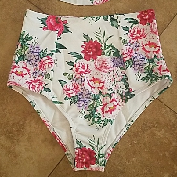 NEW High Waisted Black Floral Bikini XS- S. - Picture 3 of 6